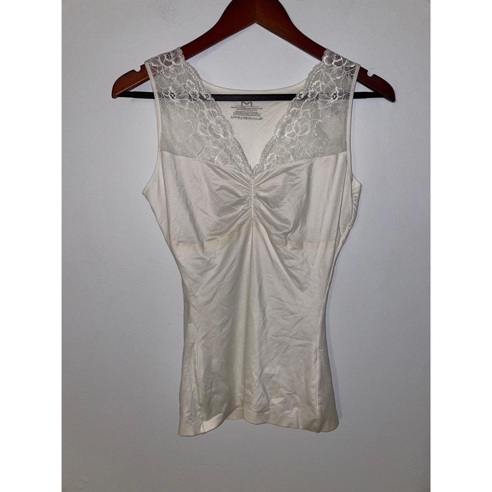 Madienform White shape-wear top size xl